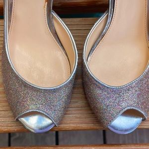 Marc Fisher Peep Toe Silver Glittery Heels Women’s size 7, Like New Condition.